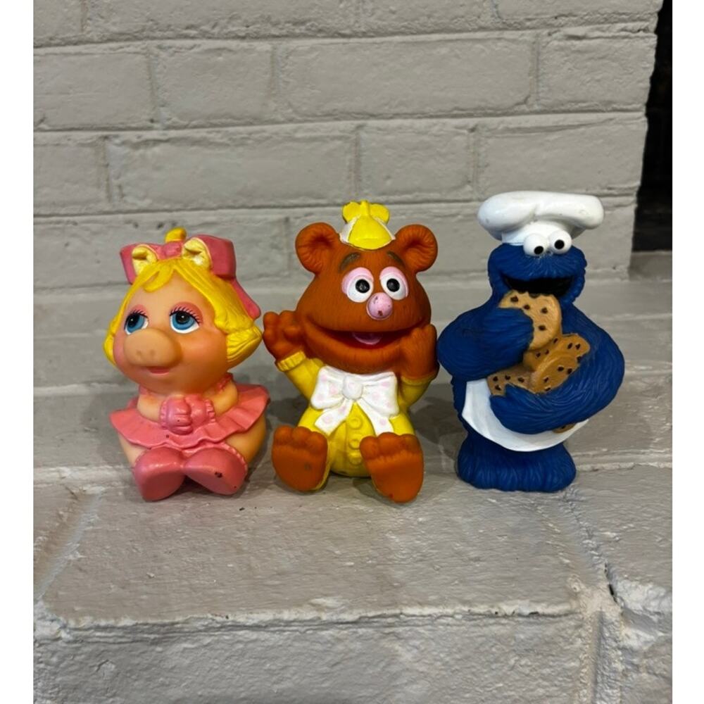 Vintage 1985 Muppet Babies Miss Piggy Fozzie Cookie Monster Applause Bath Toys